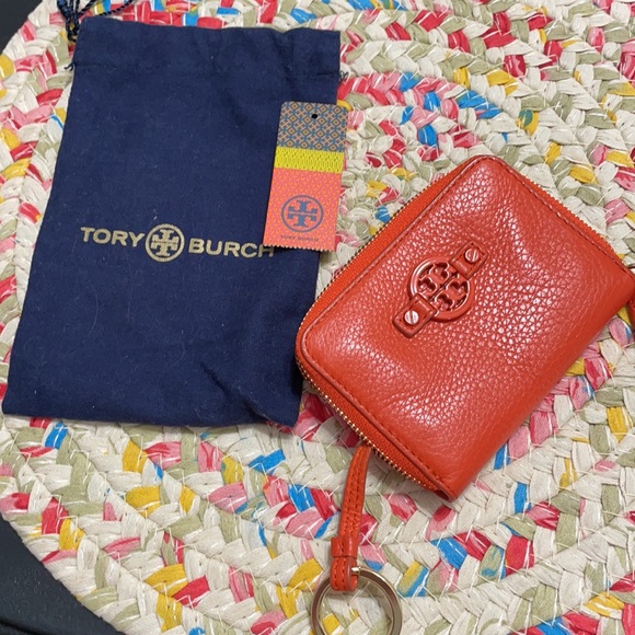 Tory Burch wallet in excellent condition - Picture 7 of 7